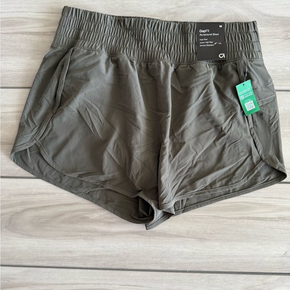 GAP Women's Athletic Shorts in Periwinkle Blue